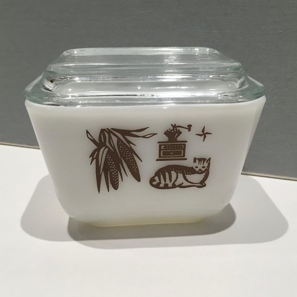 Pyrex Other - VINTAGE PYREX EARLY AMERICAN 1 1/2 CUP DISH W/ LID